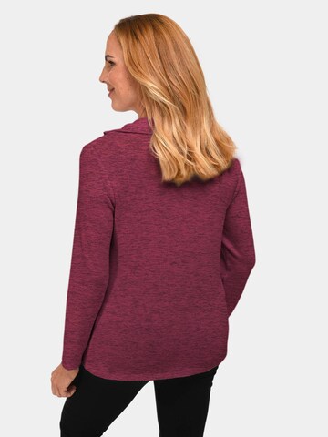 Goldner Pullover in Rot