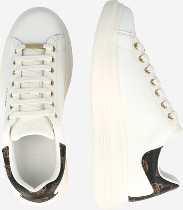 GUESS - Zapatillas deportivas bajas 'SALERNO' en blanco