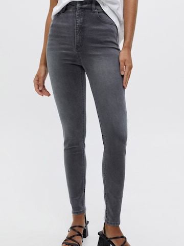 Pull&Bear Skinny Jeans in Grey