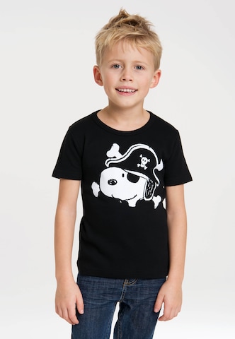 LOGOSHIRT Shirt 'Snoopy – Pirat' in Black: front