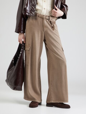 LEVI'S ® Wide leg Παντελόνι cargo σε καφέ: μπροστά