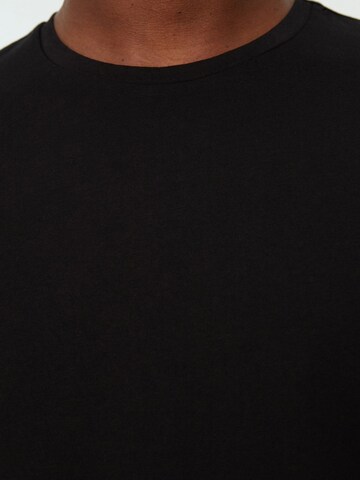 Trendyol Shirt in Black