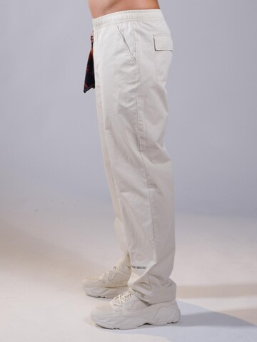 Alessandro Magno Loosefit Hose 'FASHION' in Weiß