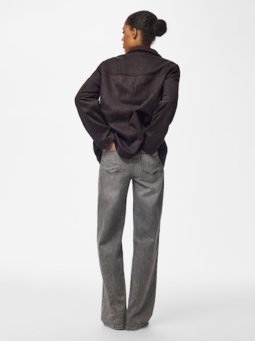 Blazer 'PCRakel' PIECES en marron