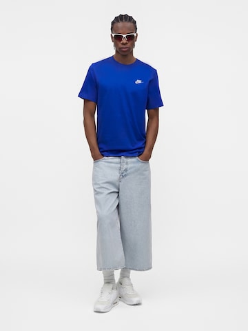 Regular fit Tricou 'CLUB' de la Nike Sportswear pe albastru