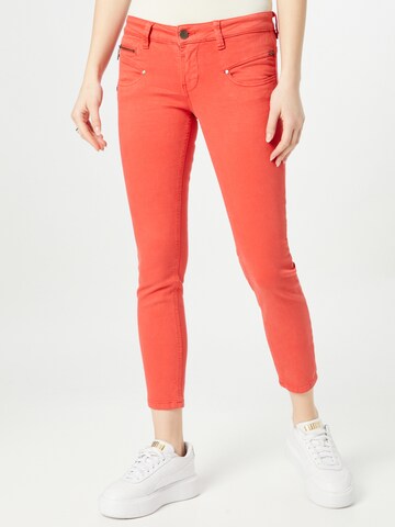 FREEMAN T. PORTER Skinny Jeans 'Alexa' in Rood: voorkant