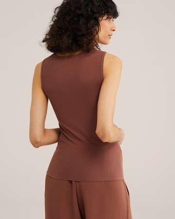 Top di WE Fashion in marrone