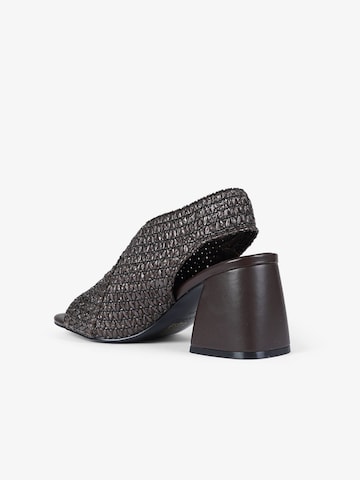 Sandalo di Jeannot in marrone