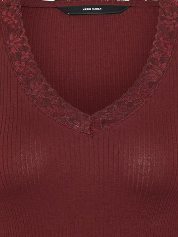 Vero Moda Tall Shirt 'VMHELSINKI' in Red