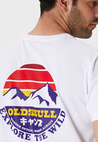 Oldskull T-Shirt 'Wrldvibe Explore The Wild' in Weiß
