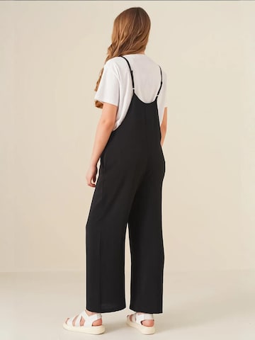Wide leg Tuta jumpsuit di Bigdart in nero