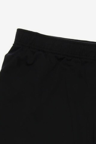 UMBRO Shorts in 34 in Black
