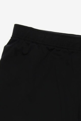 UMBRO Shorts 34 in Schwarz