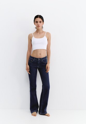Pull&Bear Bootcut Jeans i blå