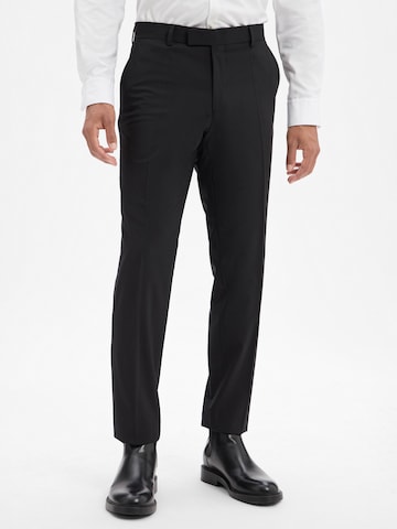 Regular Pantalon à plis 'Leon' BOSS en noir : devant