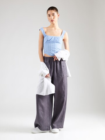 Monki Top in Blue