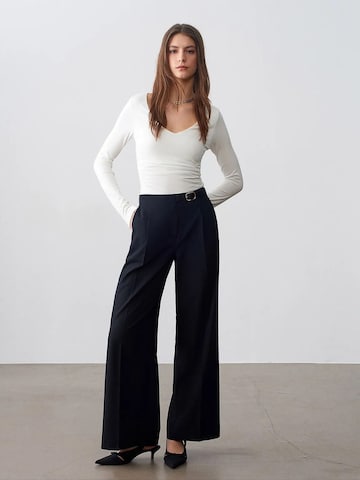 Dilvin - Blusa 'Blusen' em branco
