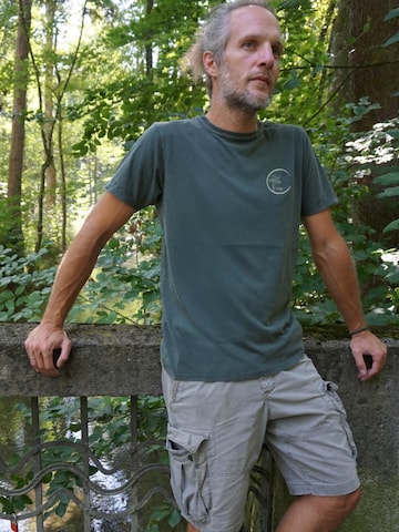 Life-Tree Shirt 'Green Circle' in Green