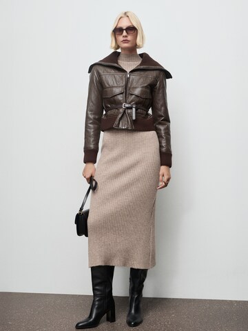 MANGO Neulemekko 'Kikita' värissä beige