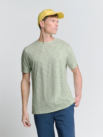 No Excess Shirt in Green: front