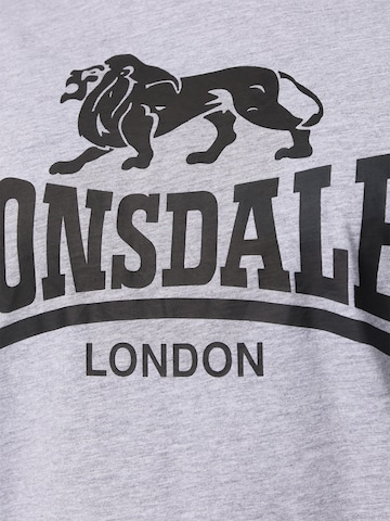 LONSDALE Μπλουζάκι σε γκρι