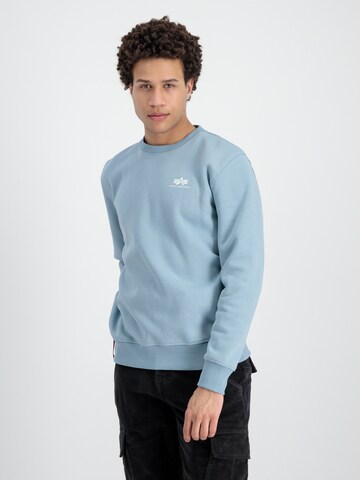 ALPHA INDUSTRIES Sweatshirt in Blue: front