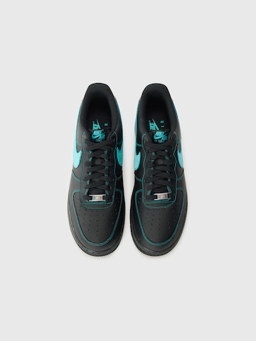 Nike Sportswear Trampki niskie 'AIR FORCE 1 '07 LV8' w kolorze czarny