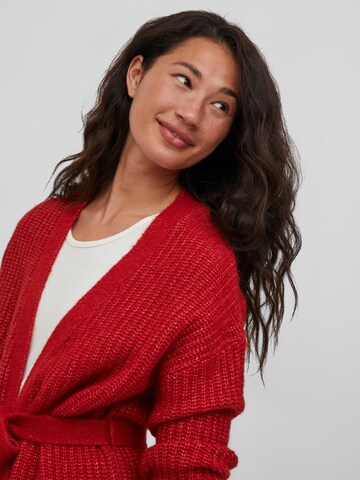 Cardigan 'FELO' VILA en rouge