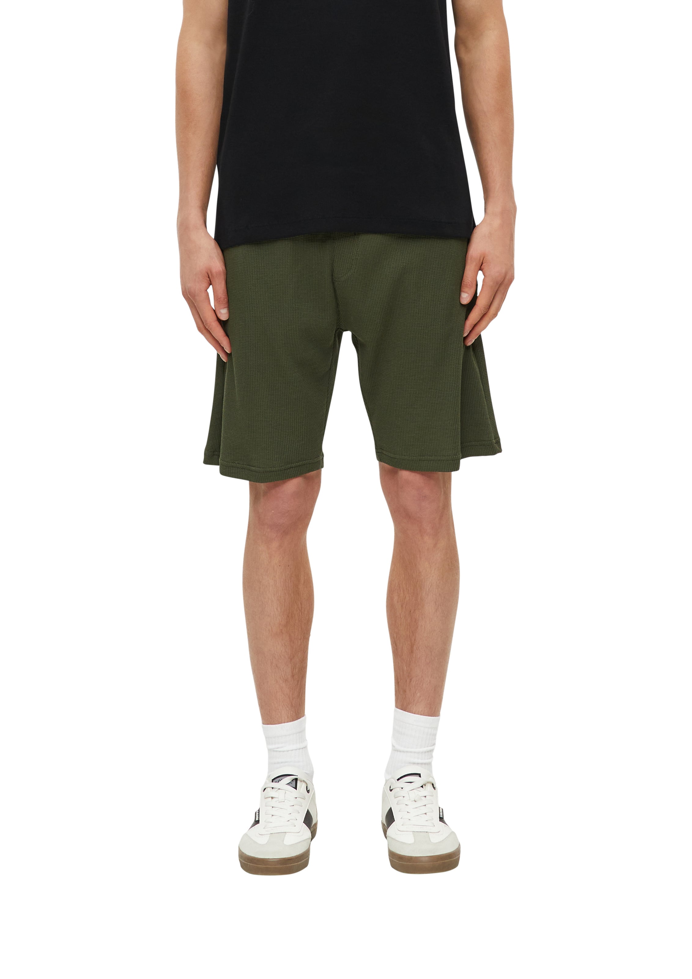 s.Oliver Regular Pants 'Detroit' in Green: front