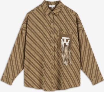 Twist Blouse in Brown: front