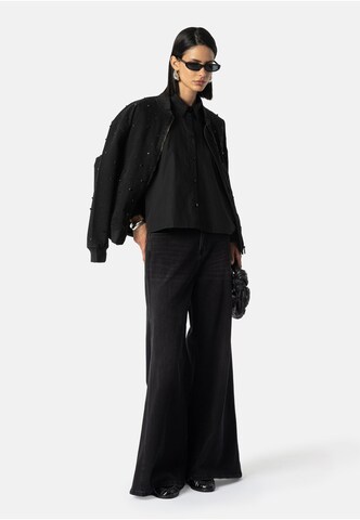 Wide leg Jeans 'Holli' di Elias Rumelis in nero