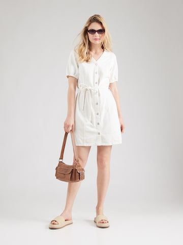 VERO MODA Платье-рубашка 'VMJanet' в Белый
