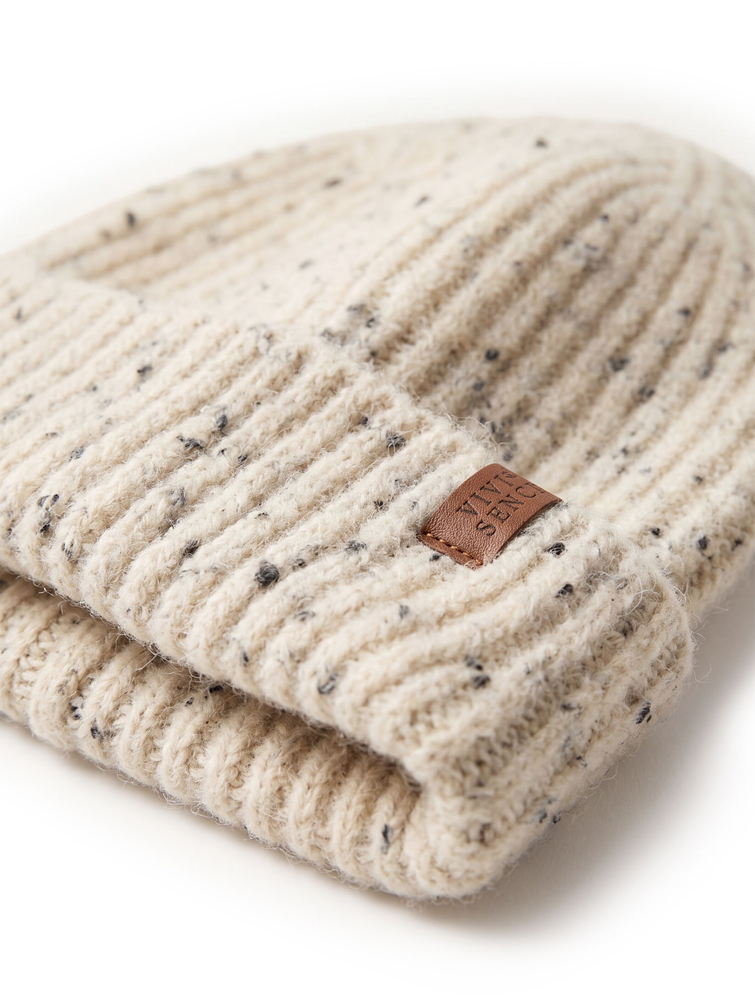 Vivisence Beanie '70126' in Beige