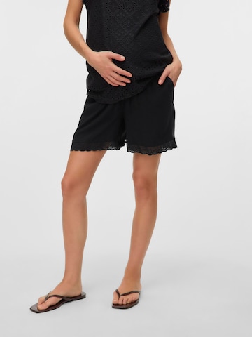 Vero Moda Maternity Regular Shorts 'VMMEasy Joy' in Schwarz: Vorderseite