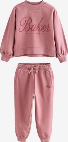 Baker by Ted Baker Juoksupuku värissä vaaleanpunainen: etupuoli