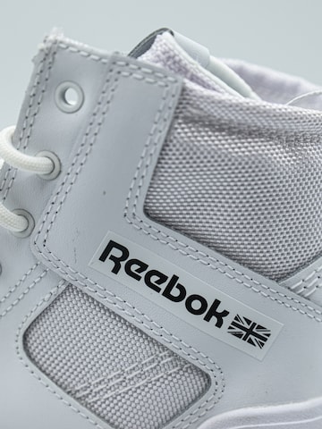 Reebok - Zapatillas deportivas altas 'Club C Cleated Mid' en blanco