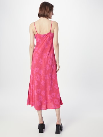 GAP Φόρεμα σε ροζ