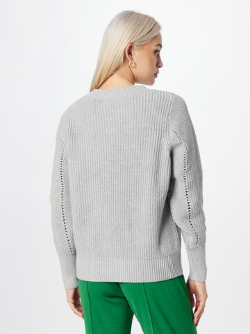 REPEAT Cashmere Sweater in Grey