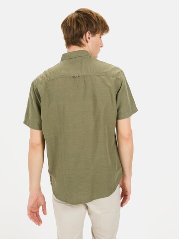 CAMEL ACTIVE Regular Fit Kurzarmhemd aus einem Baumwoll-Leinenmix in Grün