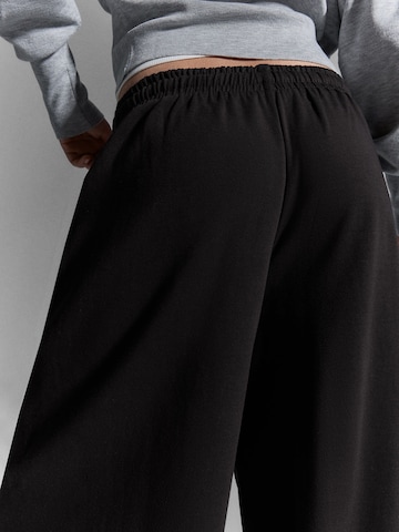Barrel Pantalon 'BASBER' Bershka en noir