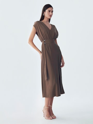 Robe 'Enzy' St MRLO en marron