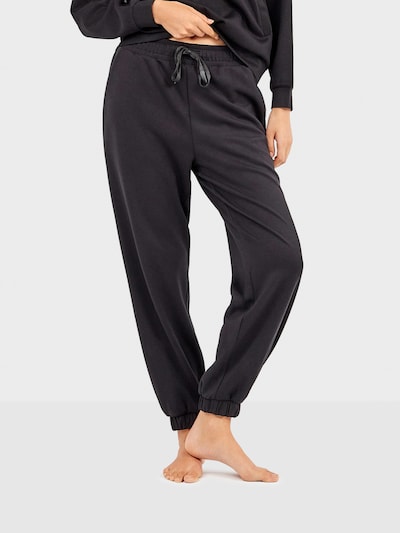 Gisela Hlače | črna barva, Prikaz izdelka