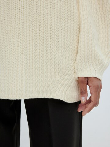 EDITED Pullover 'Yveline' in Weiß