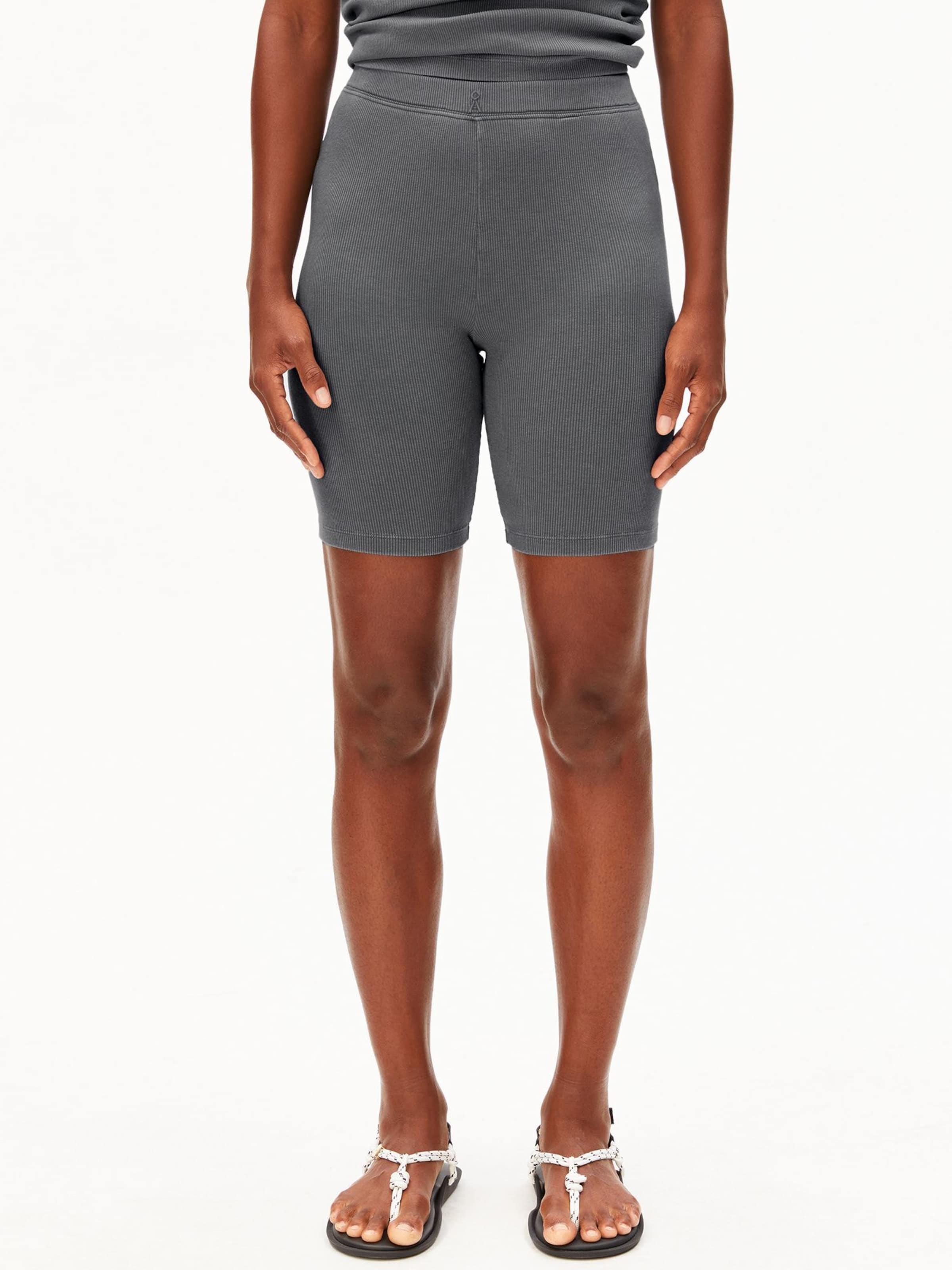 ARMEDANGELS Regular Pants in Grey: front