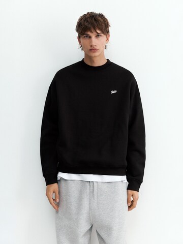 Pull&Bear Sweatshirt 'STWD' in Zwart