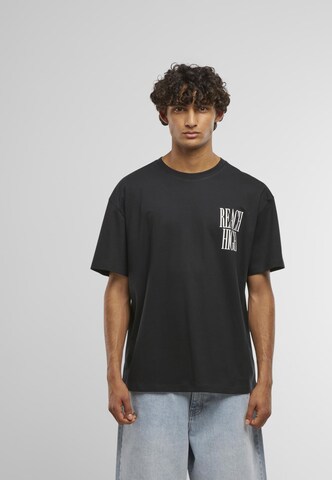 Mister Tee T-shirt 'Reach High' i svart