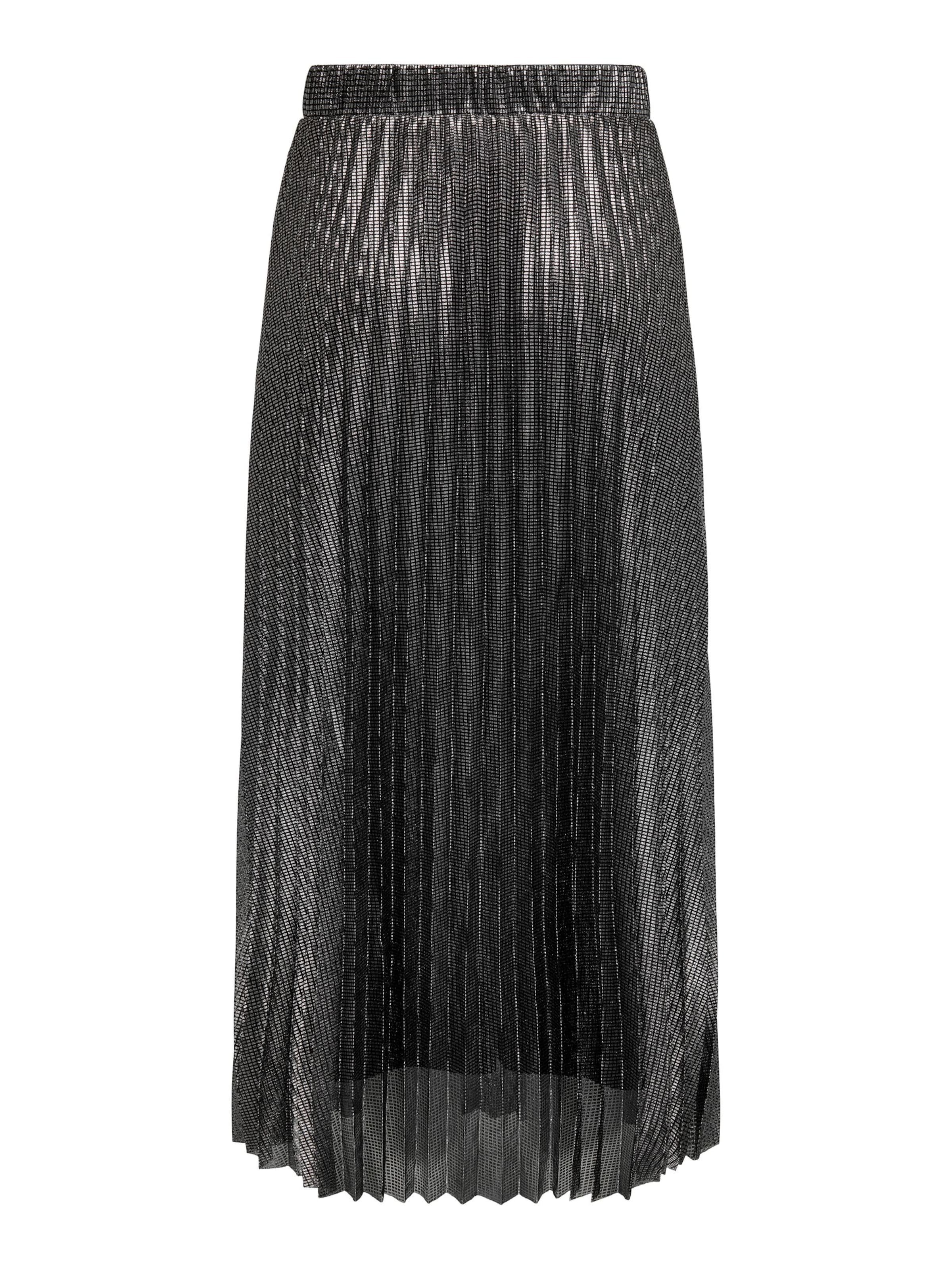 Gonna 'SHOW' di ONLY in nero