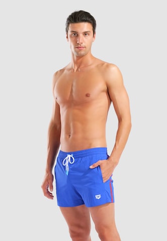 ARENAKupaće hlače 'TAPES BEACH X-SHORT' - plava boja: prednji dio