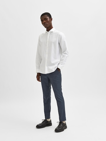 SELECTED HOMME - Ajuste estrecho Camisa de negocios 'Ethan' en blanco