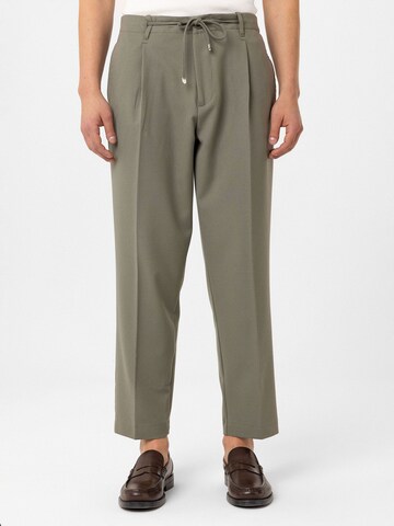 Loosefit Pantalon à plis 'Jelani' Antioch en vert : devant